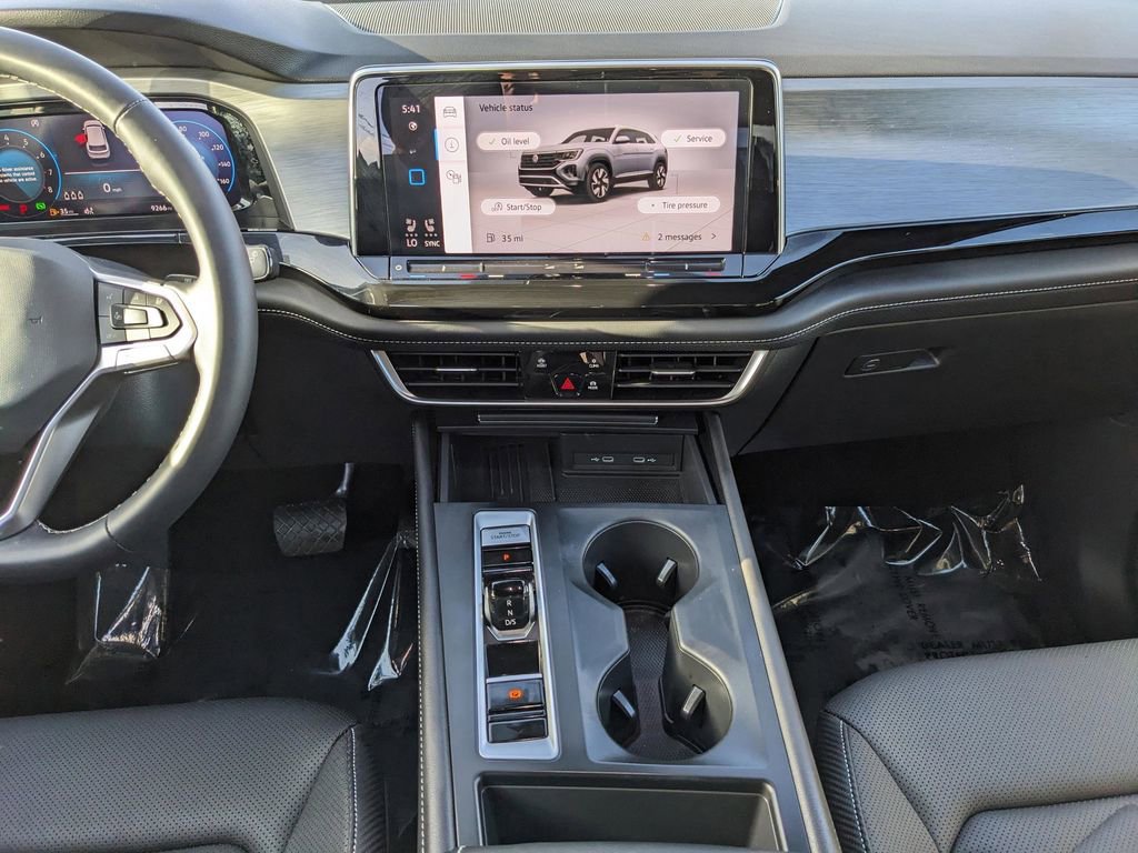 Certified 2025 Volkswagen Atlas Cross Sport SE FWD image 15