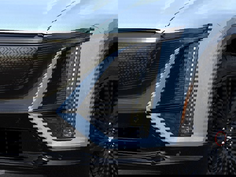 New 2025 Cadillac Lyriq Sport image 10