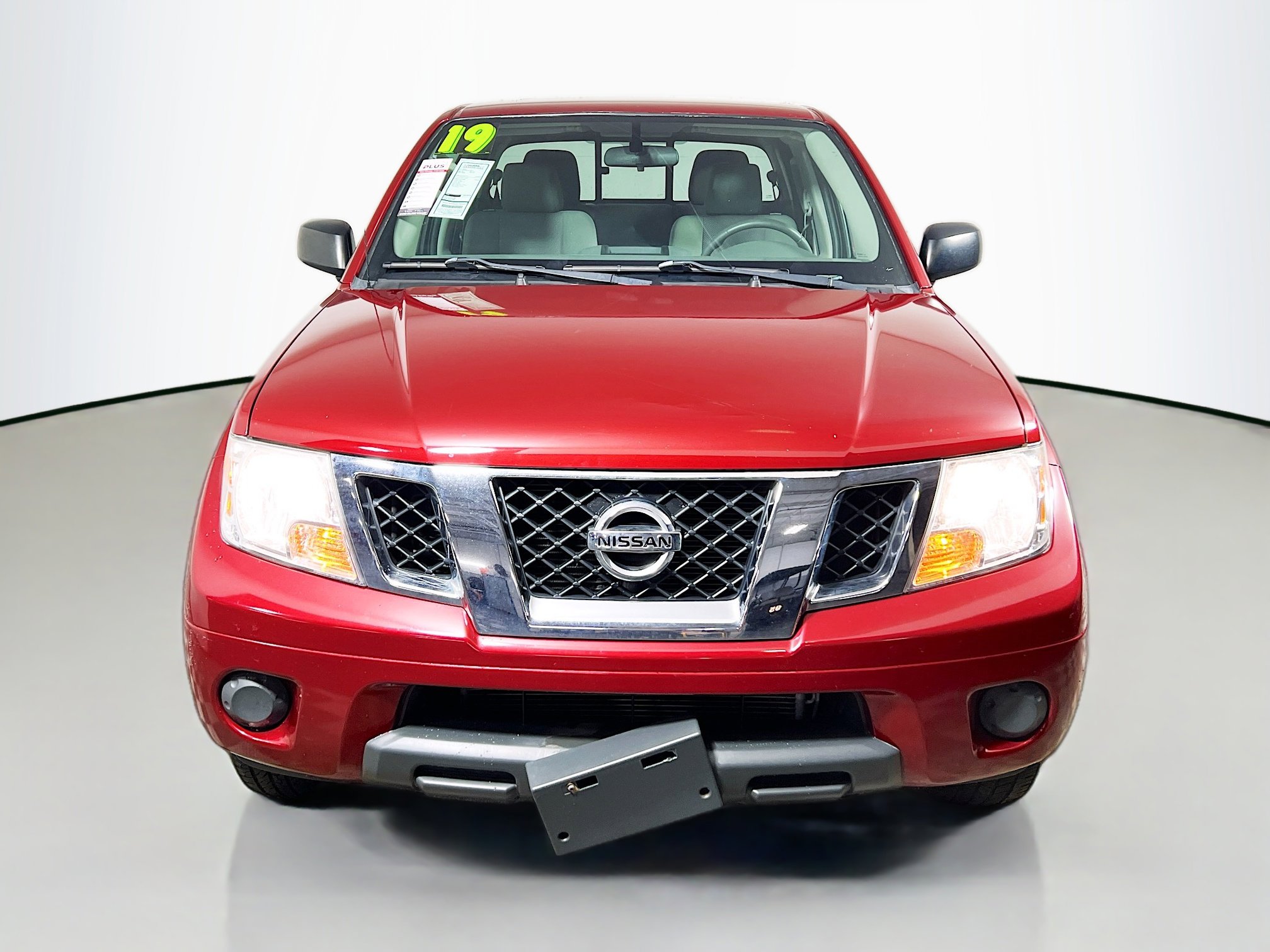 Used 2019 Nissan Frontier SV image 11