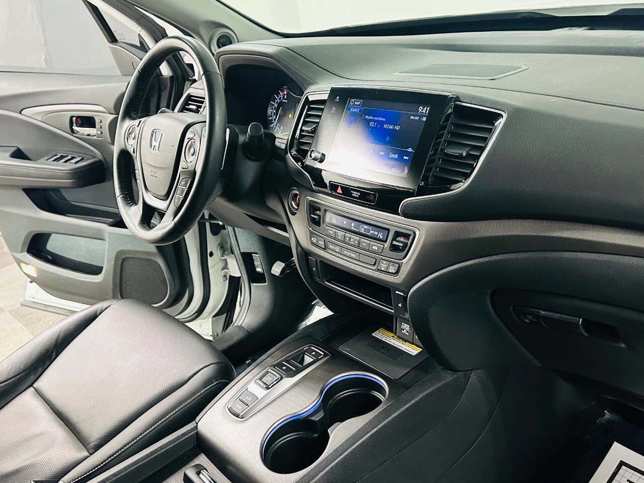 Used 2022 Honda Ridgeline RTL-E image 9