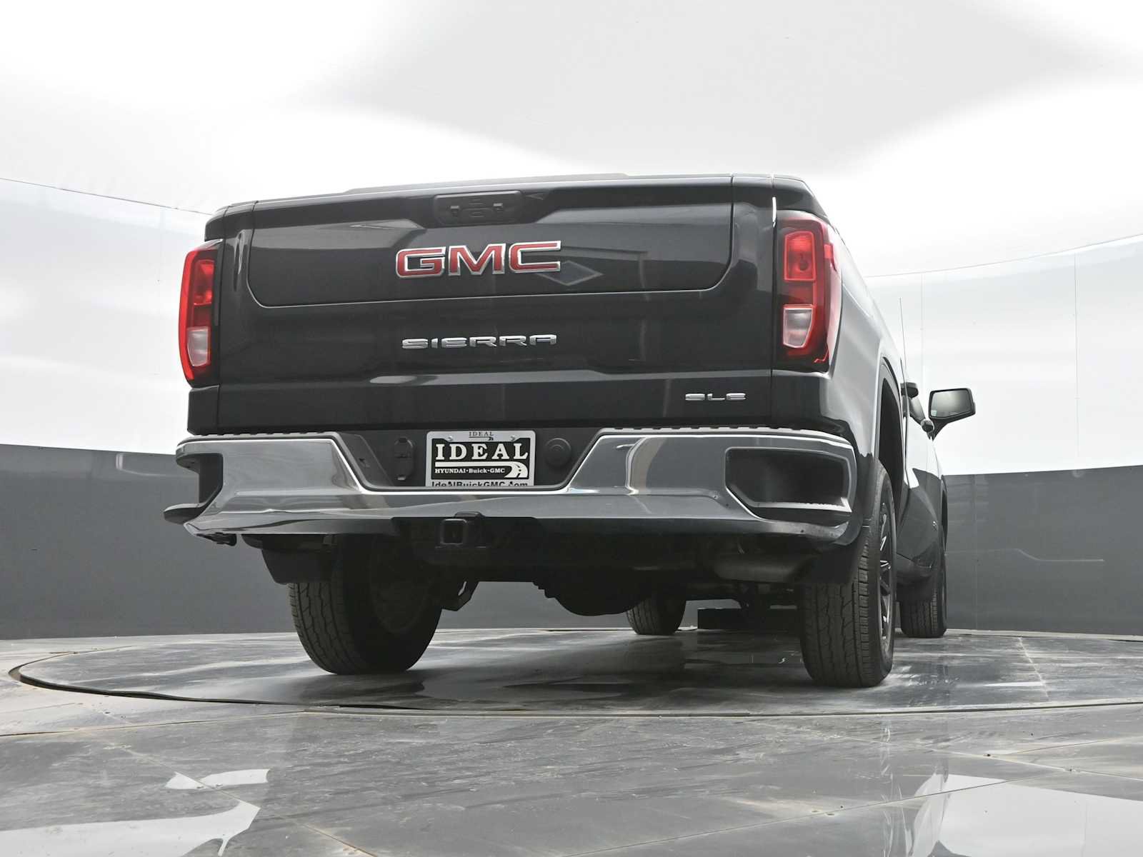 Used 2024 GMC Sierra 1500 SLE AWD/4WD image 33