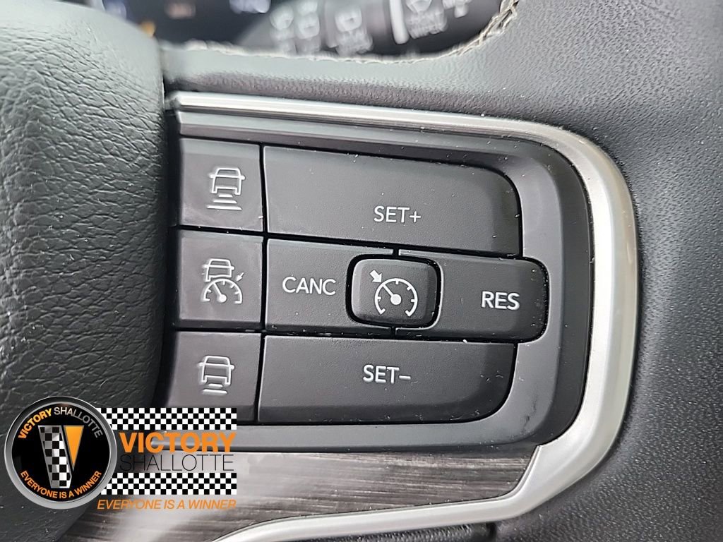 Used 2023 Jeep Wagoneer Series III w/ Preferred Equipment Group image 36