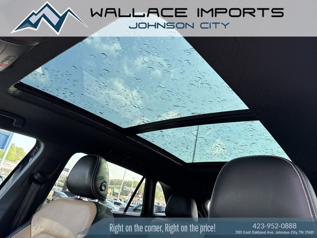Certified 2022 Volkswagen Atlas Cross Sport SEL Premium R-Line AWD/4WD image 15