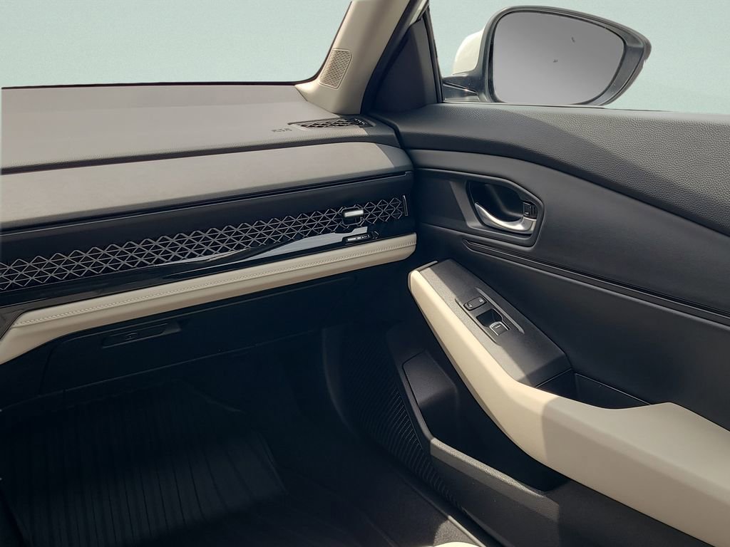 Used 2025 Honda Accord EX-L image 13