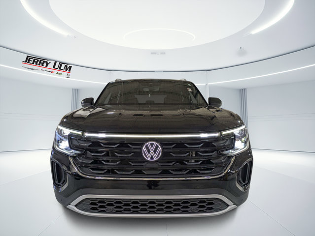 Used 2024 Volkswagen Atlas Cross Sport SE FWD image 8