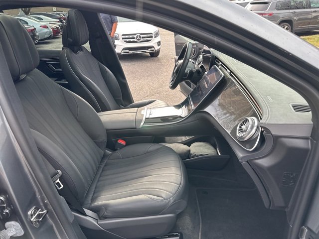 Used 2023 Mercedes-Benz EQS 450+ SUV image 19