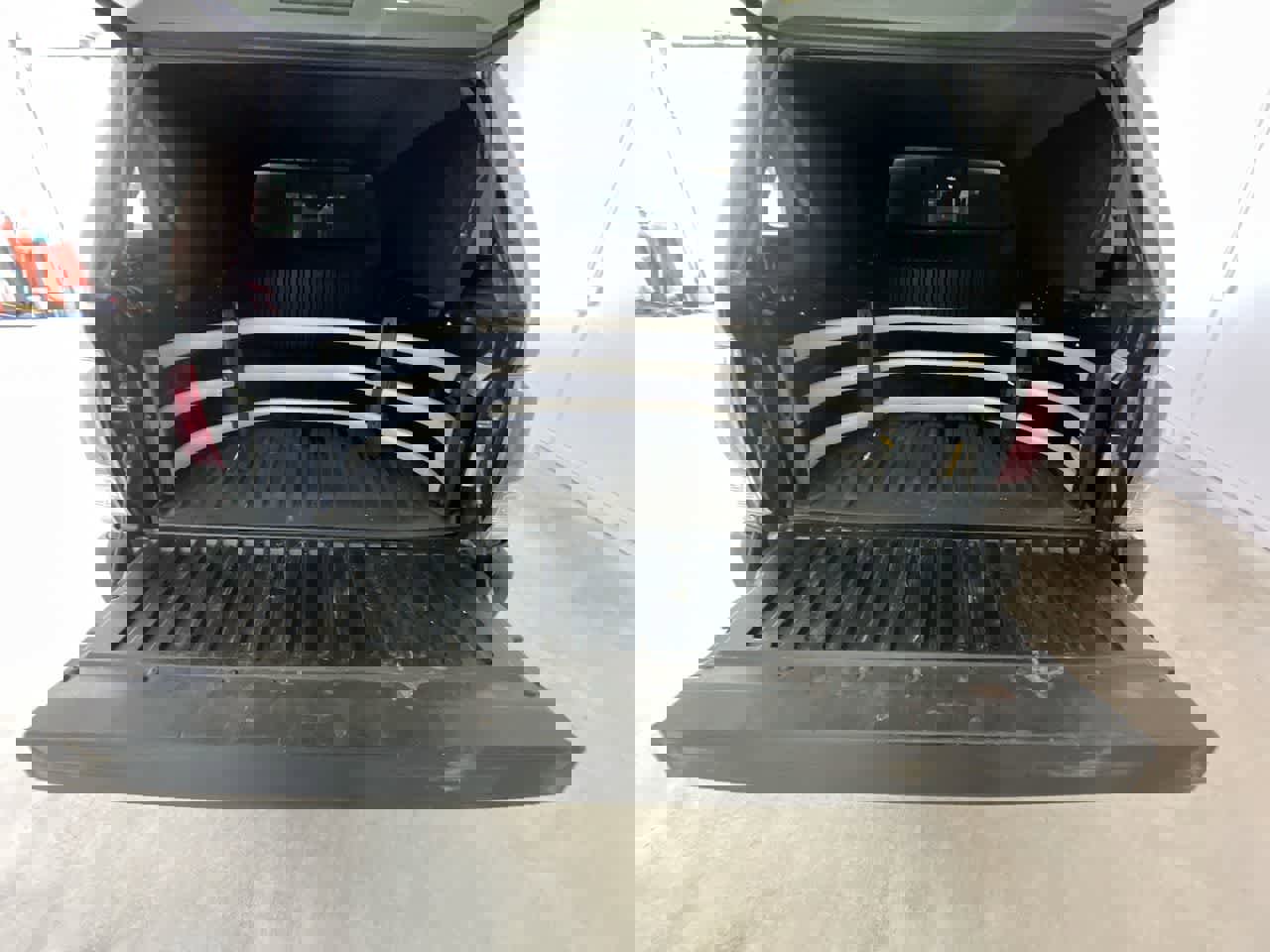 Certified 2018 Toyota Tacoma TRD Sport w/ Technology Package image 23