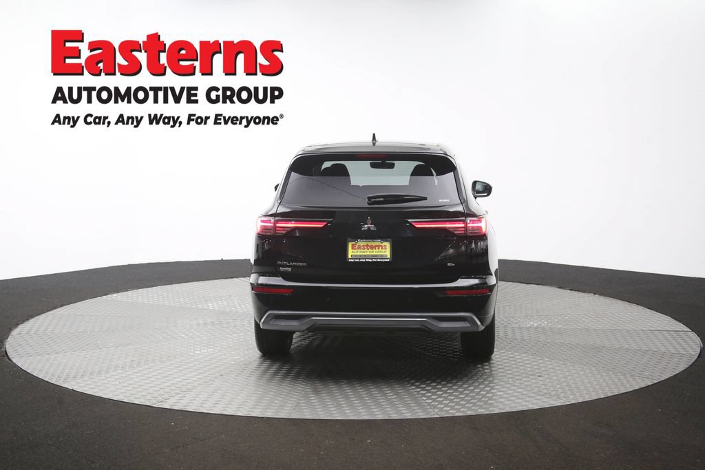 Used 2025 Mitsubishi Outlander SE AWD/4WD image 38