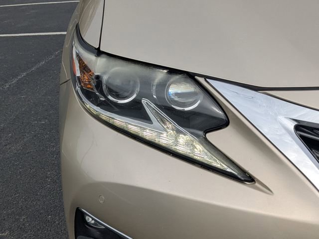 Used 2016 Lexus ES 350 w/ Luxury Package w/Wood Trim image 11