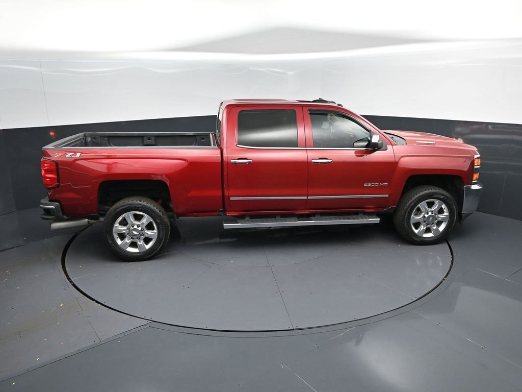 Used 2019 Chevrolet Silverado 2500 LTZ w/ Duramax Plus Package image 38