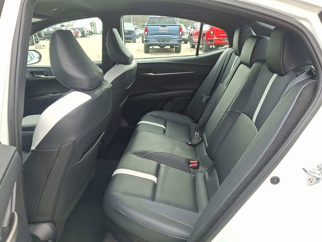 Used 2025 Toyota Camry SE FWD image 11
