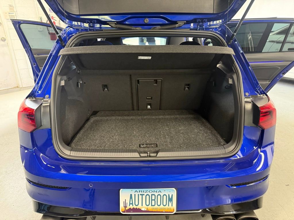 Used 2024 Volkswagen Golf R image 38