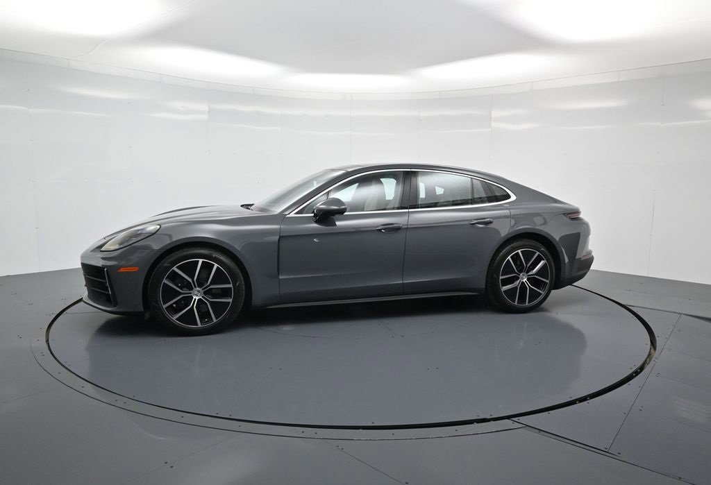 New 2025 Porsche Panamera 4 image 2