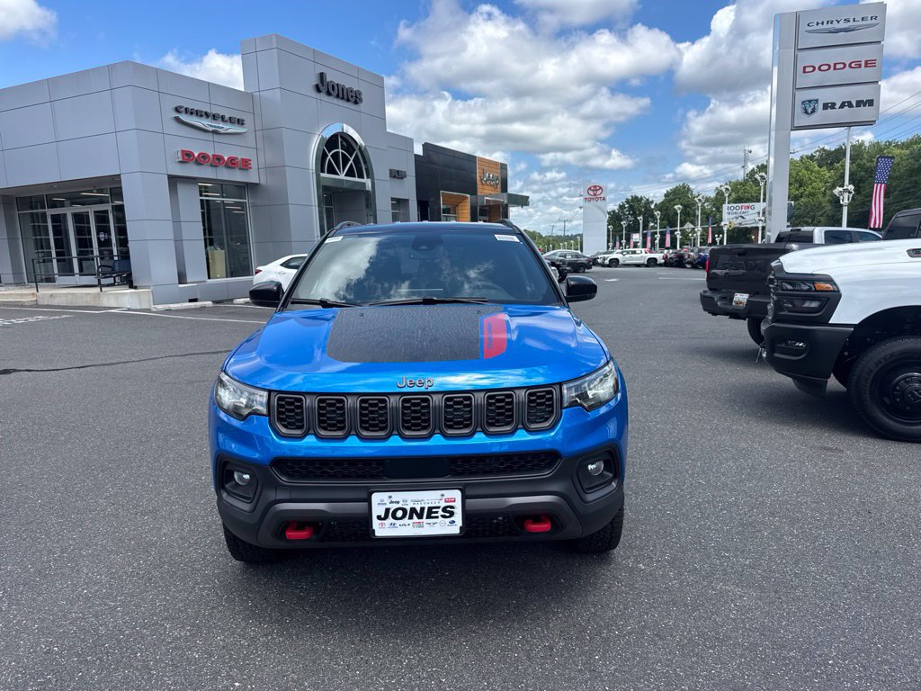 New 2026 Jeep Compass Trailhawk AWD/4WD image 3