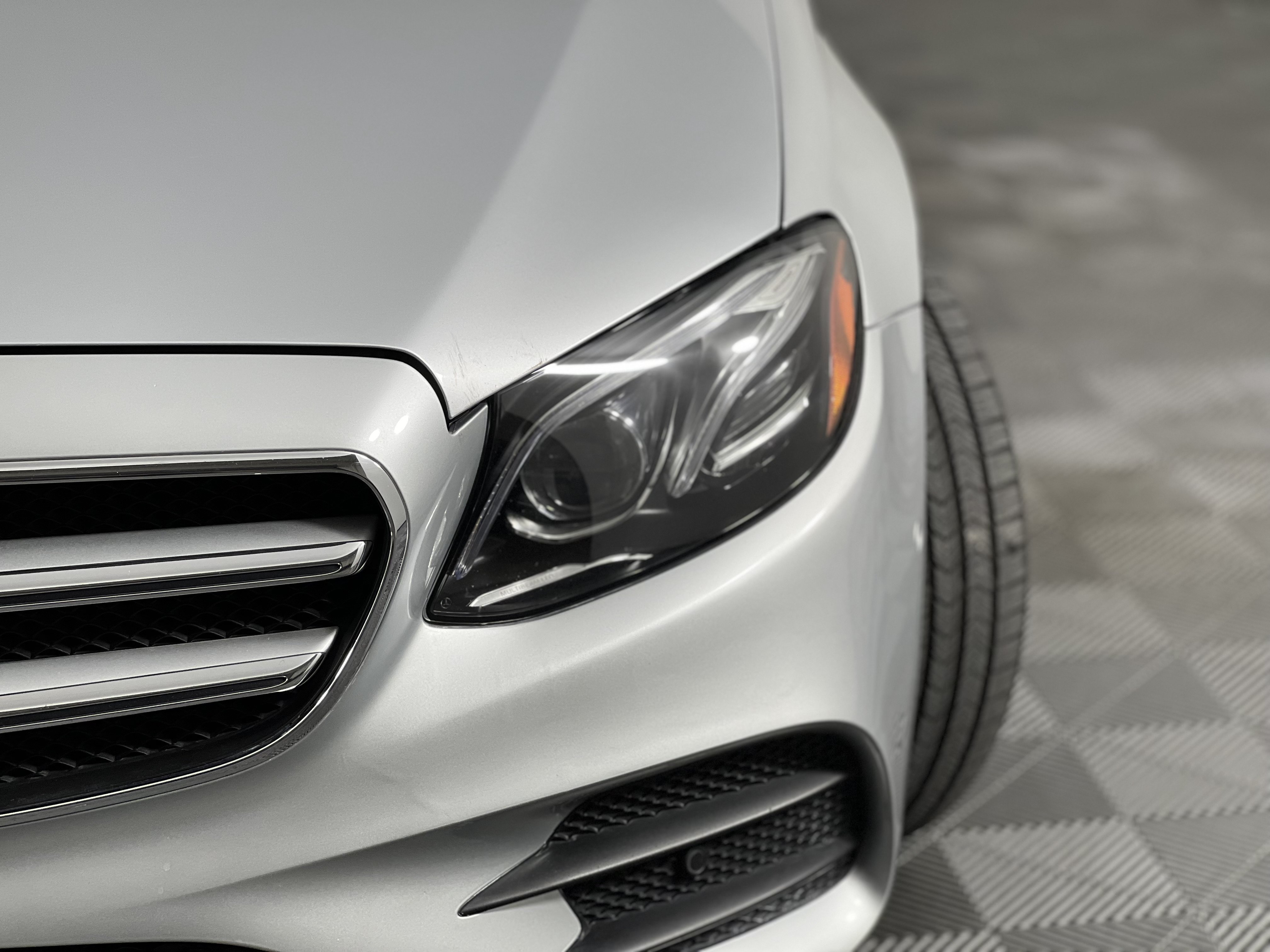 Certified 2019 Mercedes-Benz E 300 4MATIC image 7