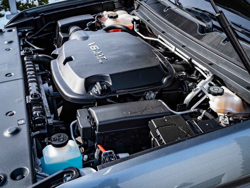 Used 2022 GMC Canyon AT4 image 40