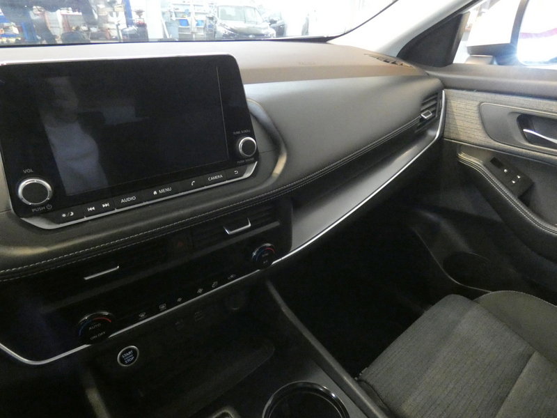 Used 2023 Nissan Rogue SV AWD/4WD image 11