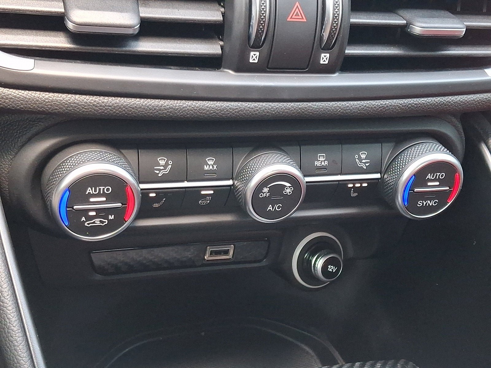 Used 2024 Alfa Romeo Giulia Quadrifoglio RWD image 13