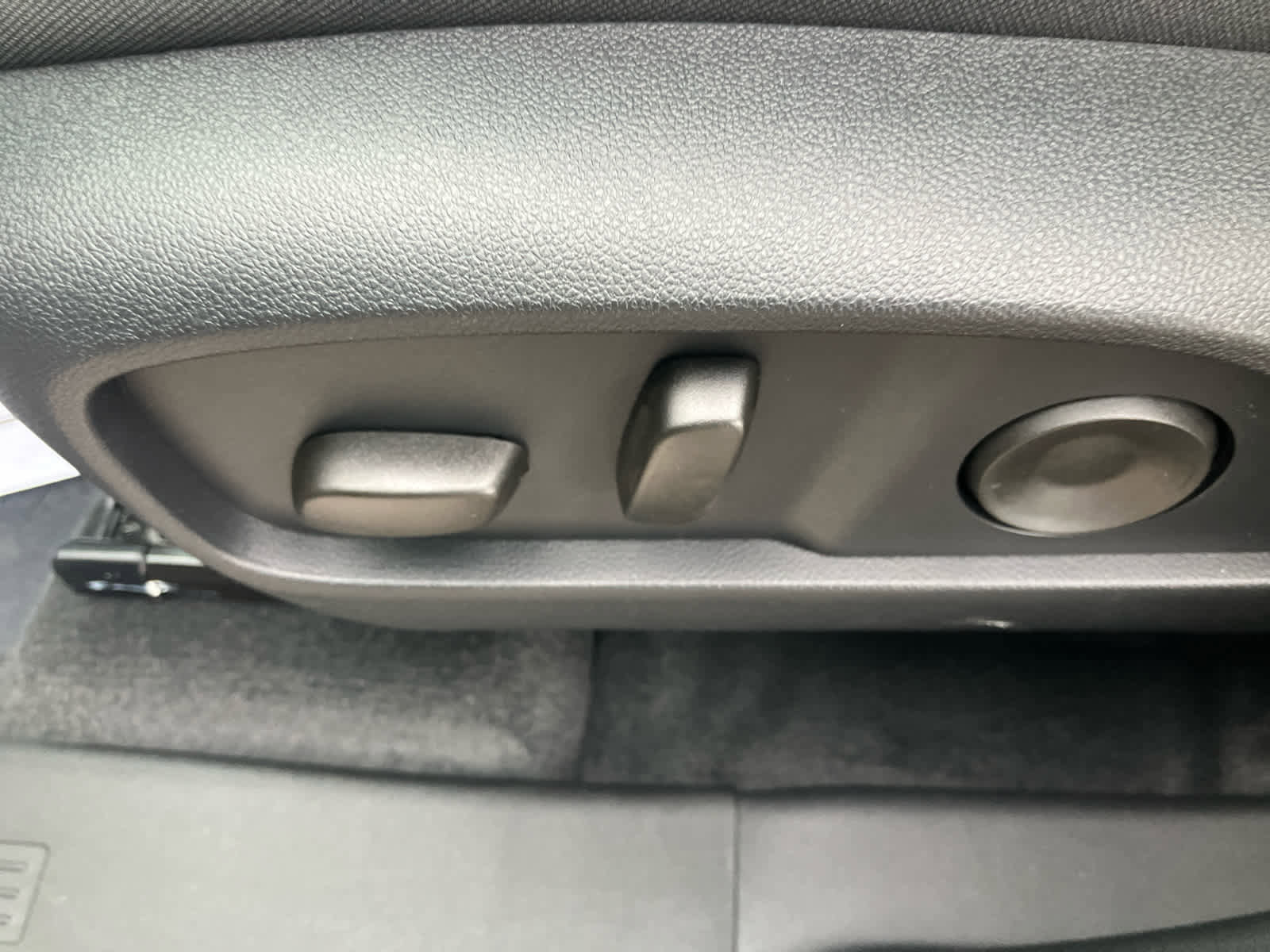 New 2026 GMC Terrain Elevation w/ Elevation Premium Package image 11