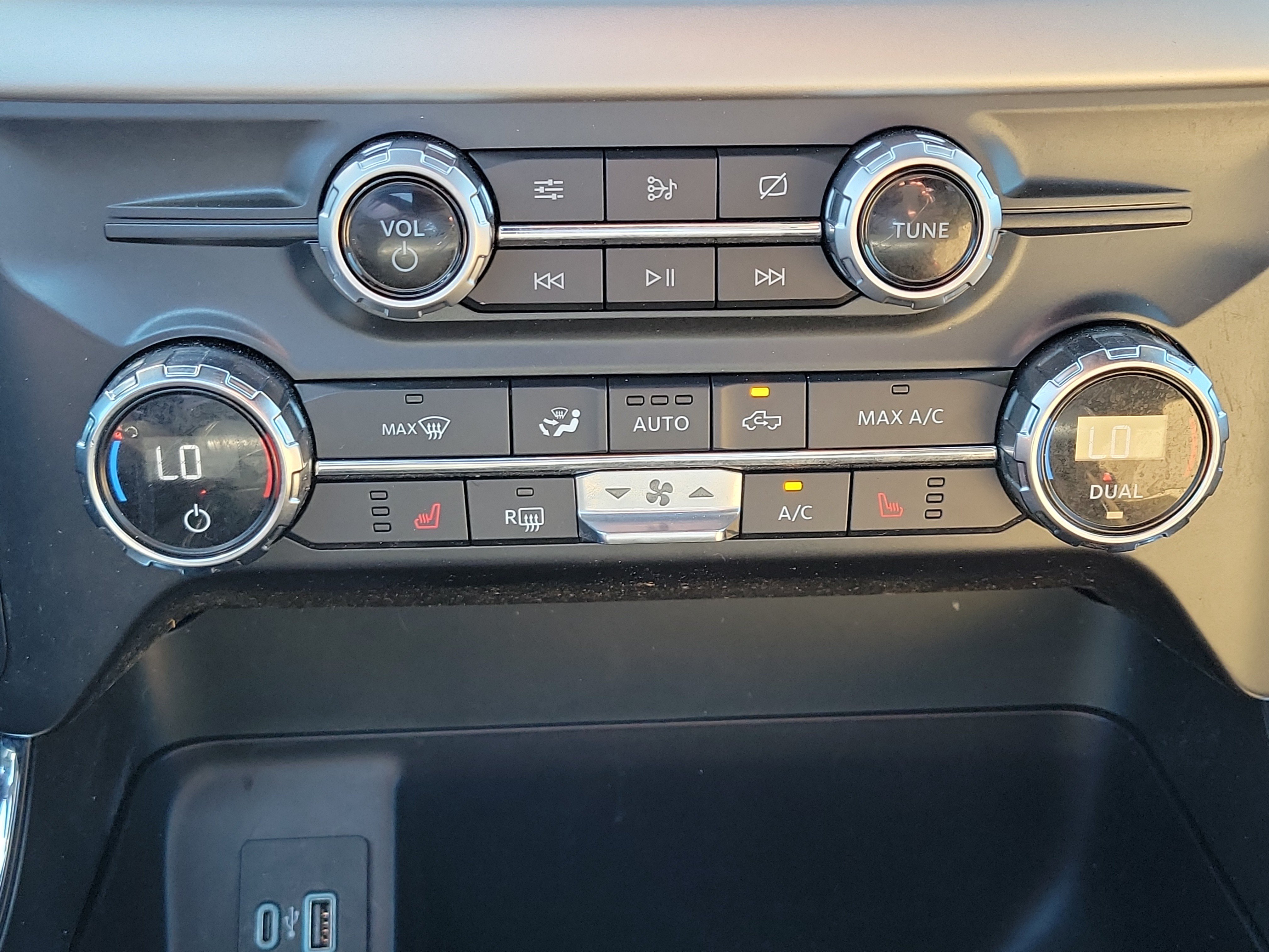 Used 2021 Ford F150 XLT w/ Equipment Group 302A High RWD image 24