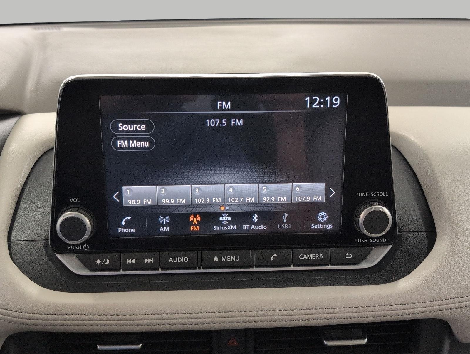 Used 2023 Nissan Rogue SV w/ SV Premium B Package AWD/4WD image 8