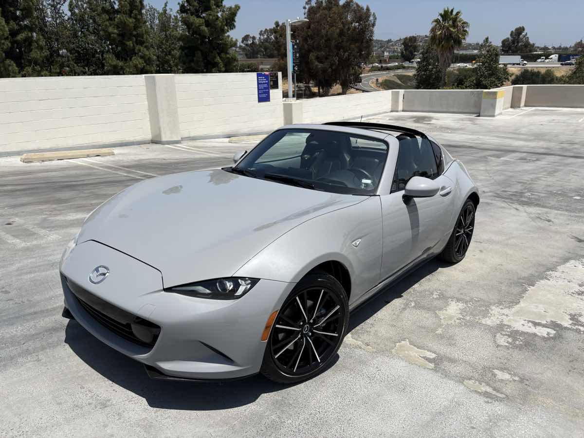 Used 2026 MAZDA MX-5 Miata RF Grand Touring RWD image 4