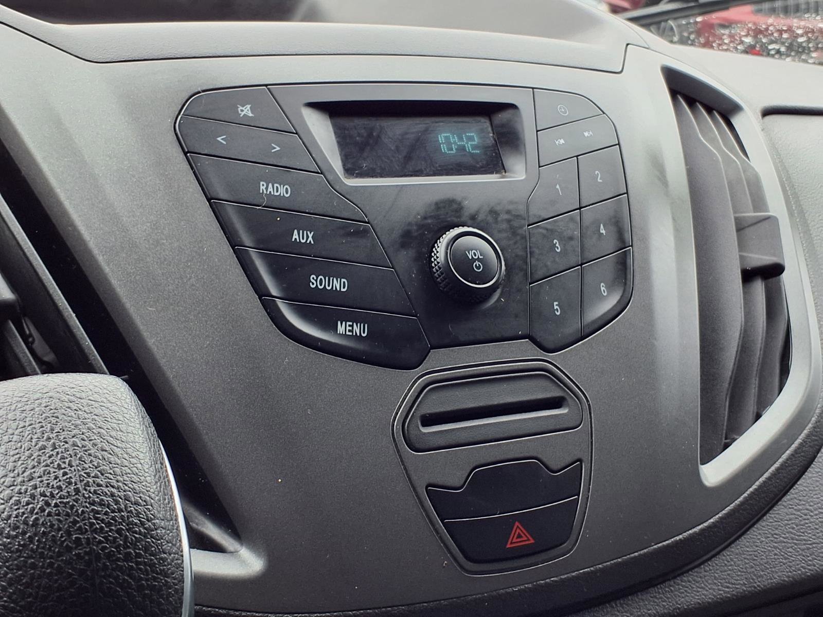 Used 2017 Ford Transit 350 XL RWD image 10