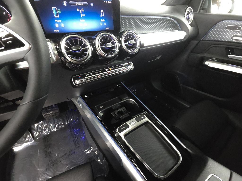 Certified 2026 Mercedes-Benz GLB 250 4MATIC image 14