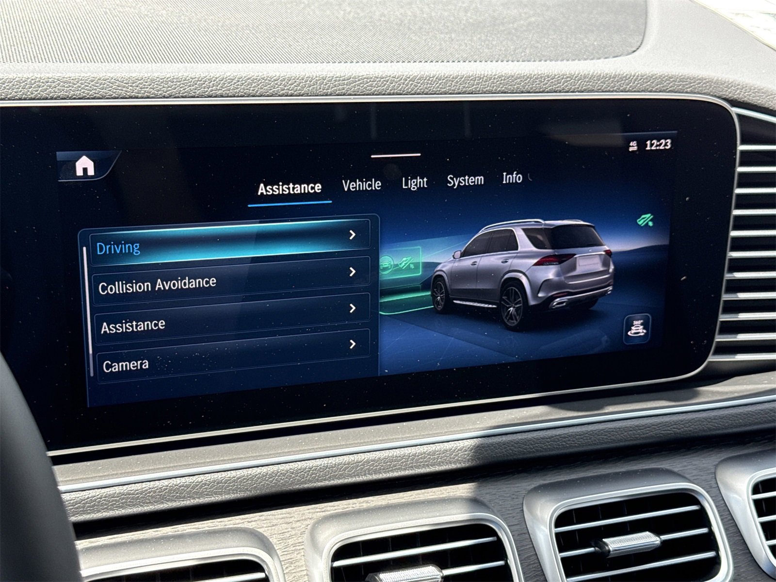 New 2025 Mercedes-Benz GLE 450e 4MATIC image 28