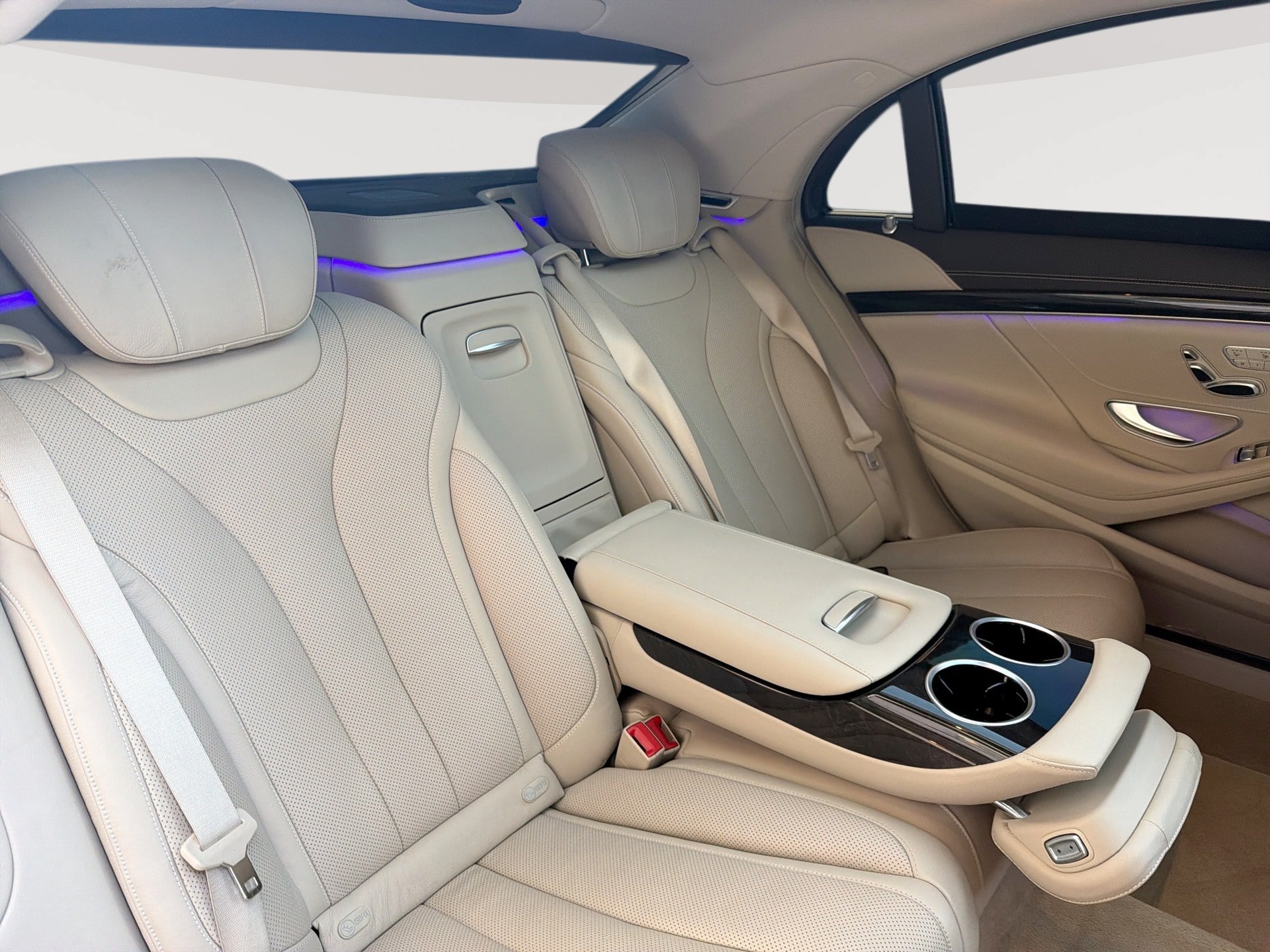 Used 2016 Mercedes-Benz S 550 4MATIC Sedan image 26