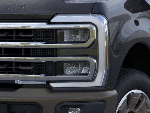 New 2026 Ford F350 King Ranch w/ FX4 Off-Road Package image 19