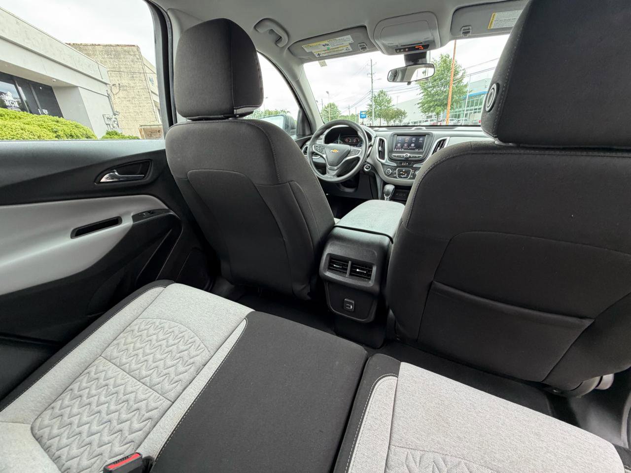 Used 2022 Chevrolet Equinox LS w/ Driver Confidence II Package FWD image 35