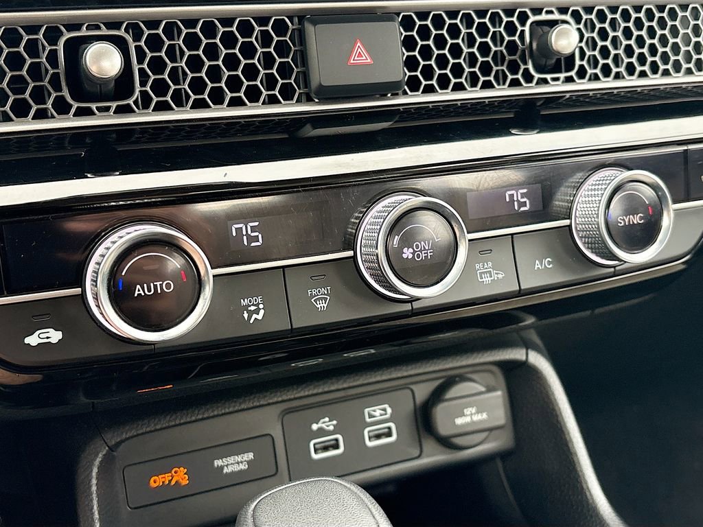Used 2024 Honda Civic Touring image 16