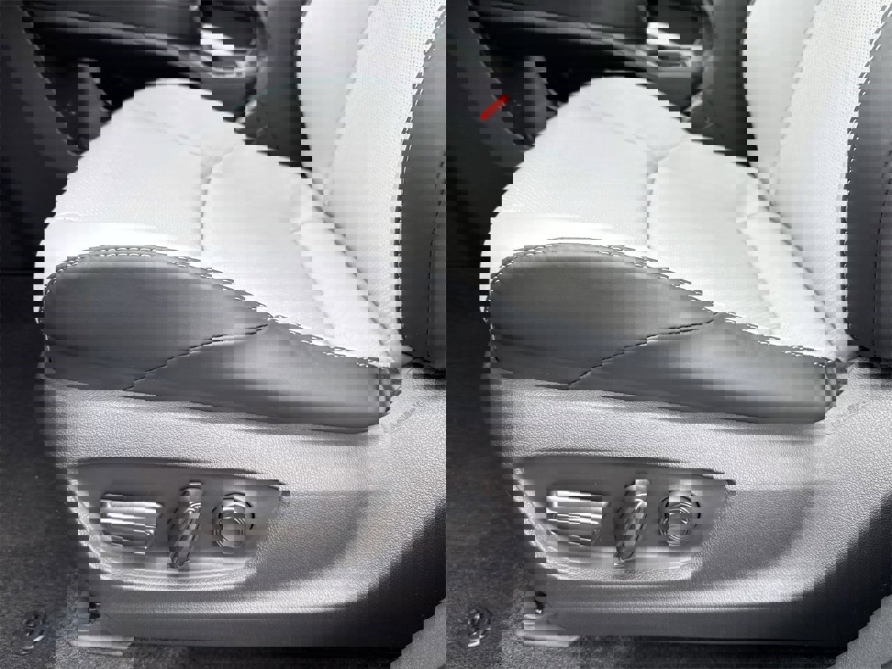 New 2026 Subaru Solterra Premium image 16