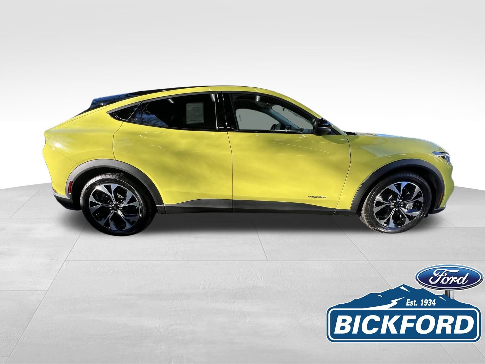 New 2025 Ford Mustang Mach-E Select image 4