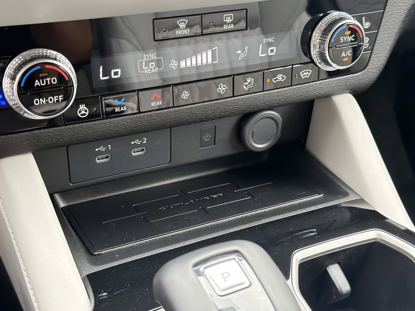 New 2026 Mitsubishi Outlander SEL AWD/4WD image 24