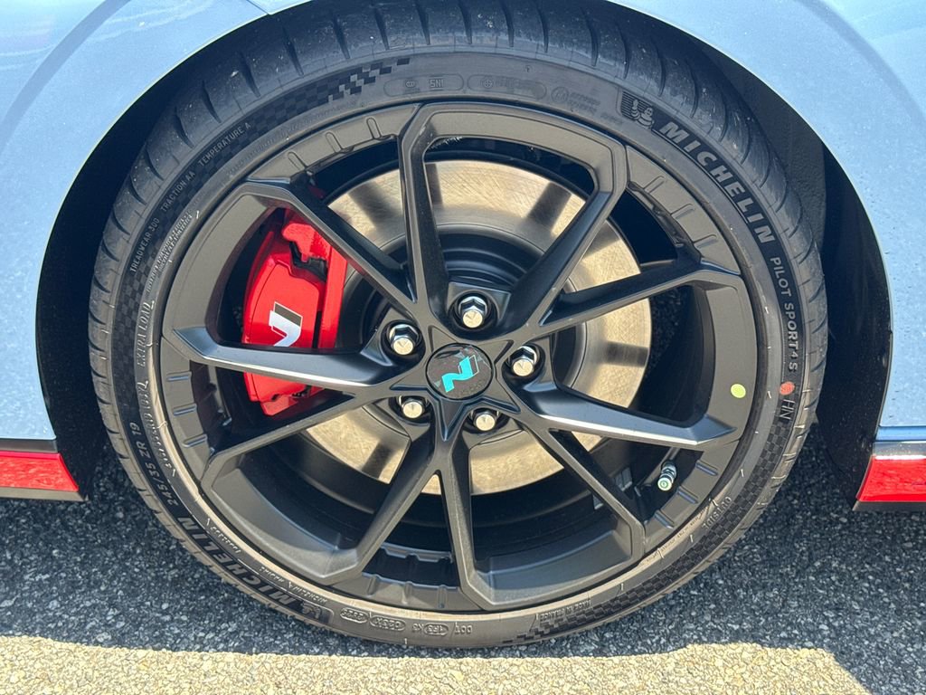 New 2026 Hyundai Elantra N FWD image 11