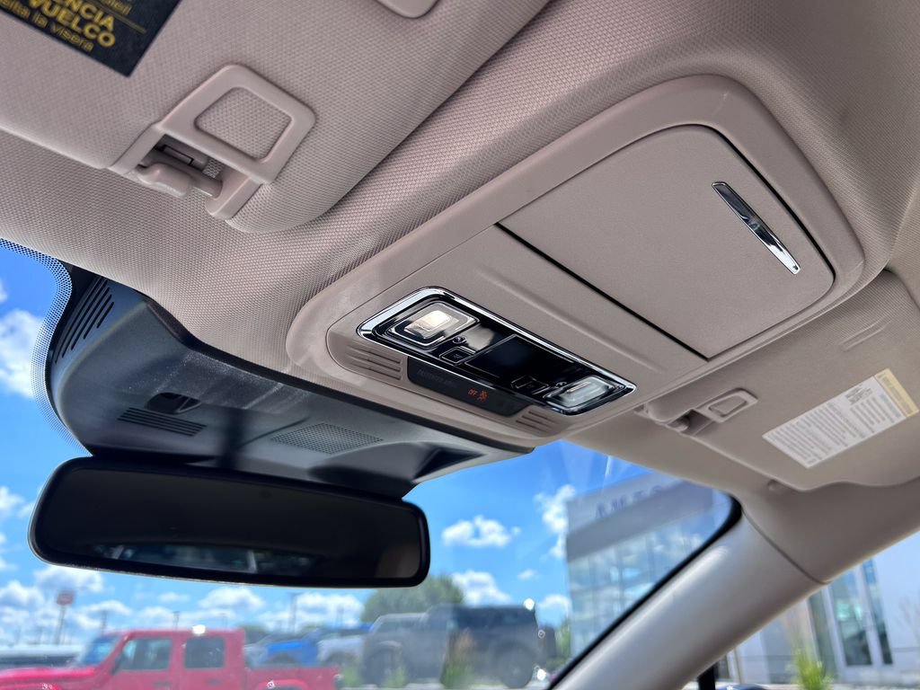 Used 2020 Lincoln Corsair AWD w/ Equipment Group 101A image 23
