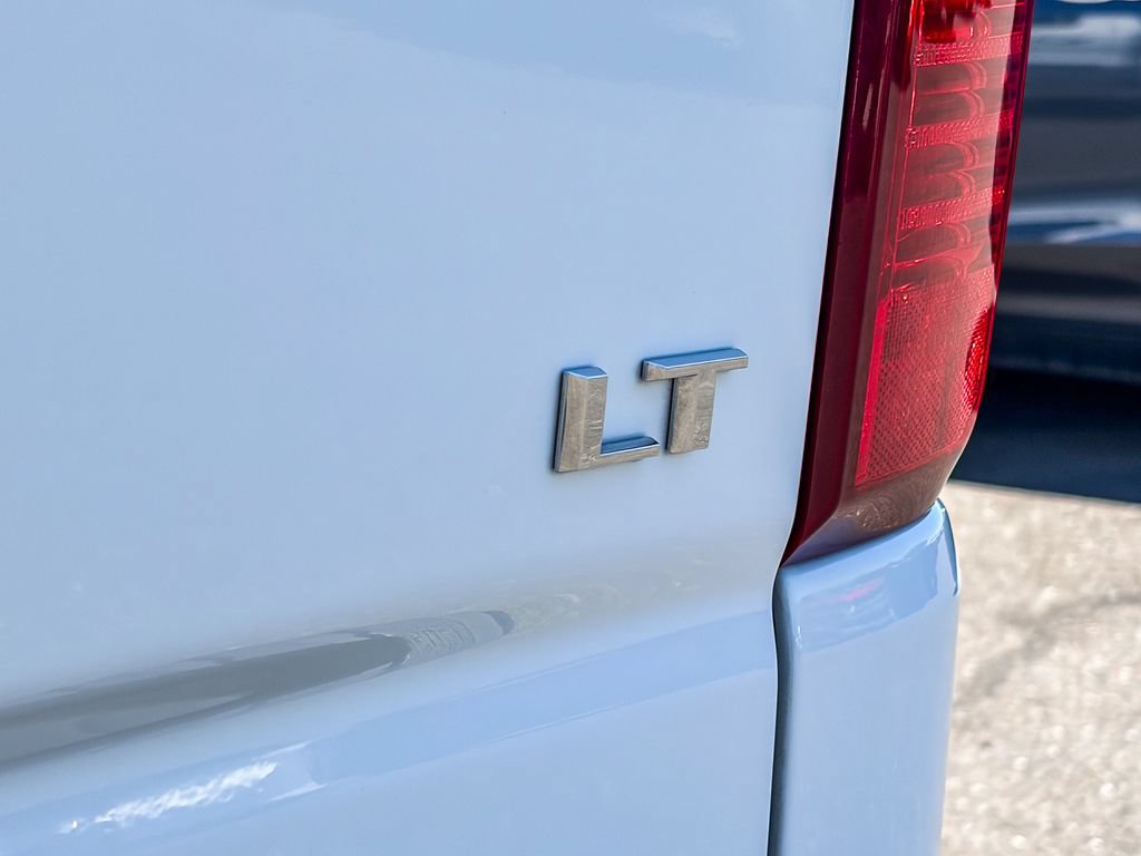 Used 2023 Chevrolet Silverado 1500 LT AWD/4WD image 10