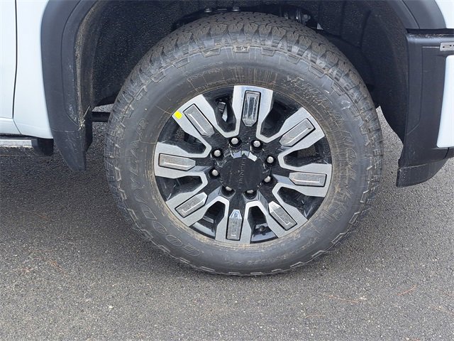 New 2026 GMC Sierra 2500 Denali w/ Denali Reserve Package image 4