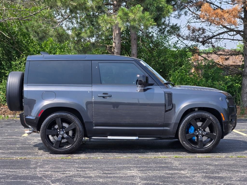 Used 2022 Land Rover Defender 90 Carpathian Edition image 8