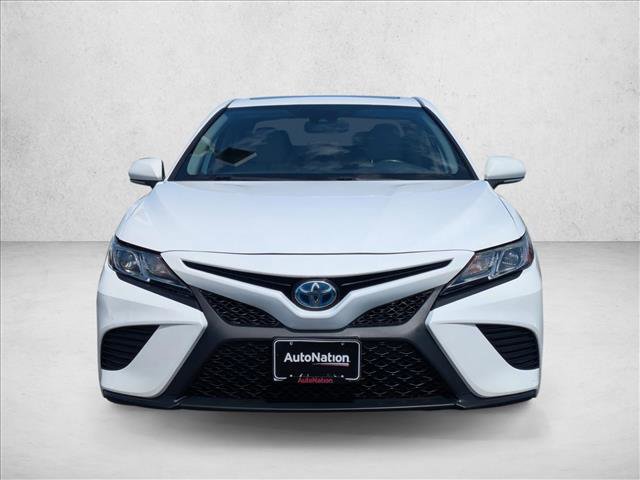 Used 2019 Toyota Camry SE w/ Sunroof Package FWD video 2