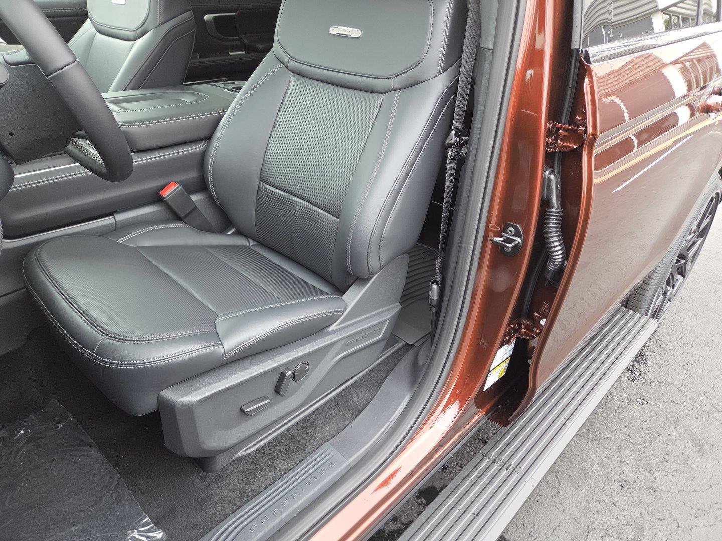 New 2027 Ford Expedition Max Platinum w/ Stealth Performance Package AWD/4WD image 28