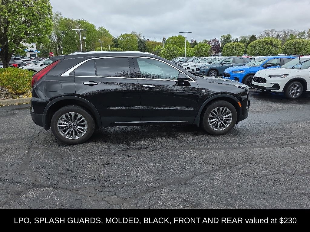 Used 2024 Cadillac XT4 Premium Luxury w/ Active Safety Package AWD/4WD image 9