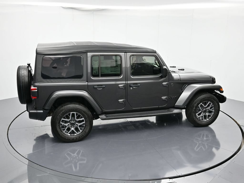 New 2025 Jeep Wrangler Unlimited Sahara w/ Technology Group AWD/4WD image 35