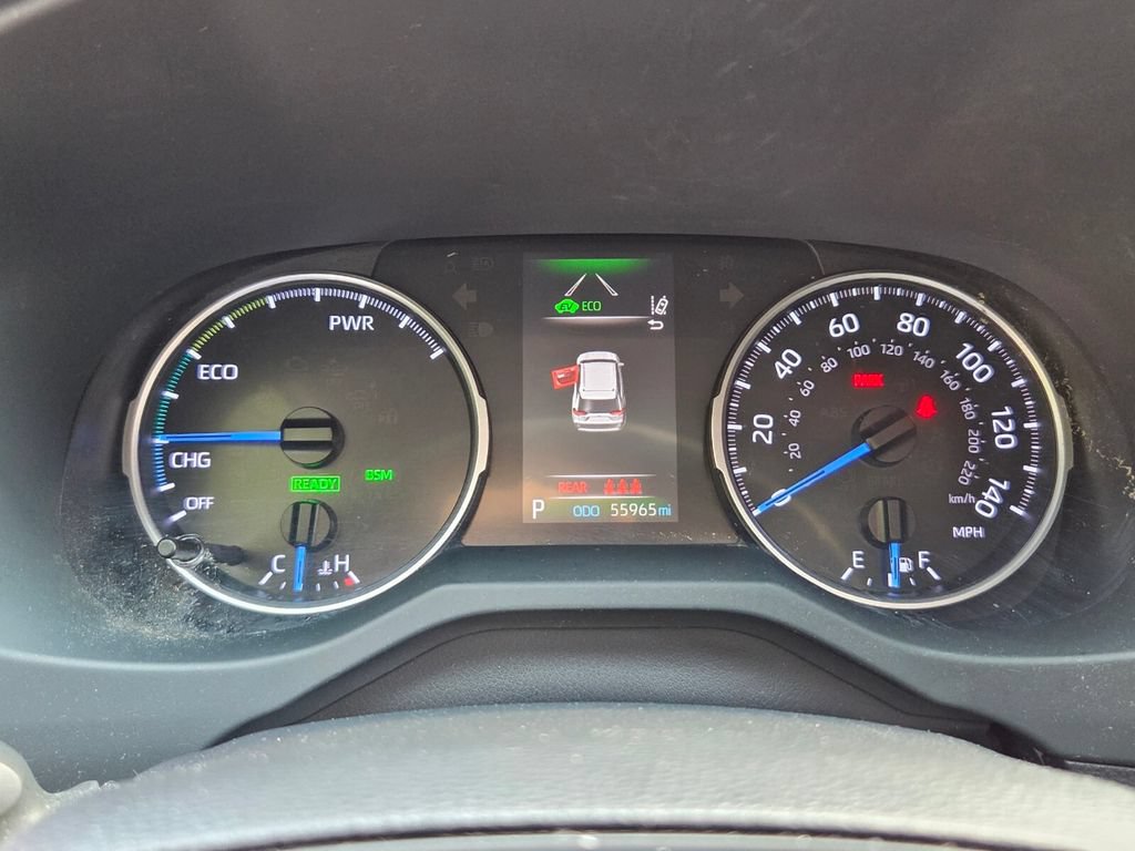 Used 2019 Toyota RAV4 LE w/ Carpet Mat Package AWD/4WD image 24