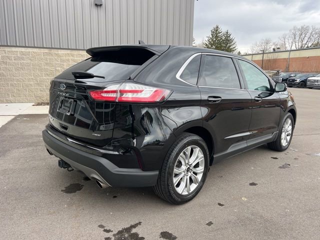 Certified 2023 Ford Edge Titanium w/ Class II Trailer Tow Package image 5