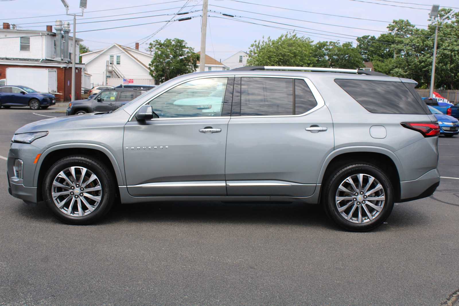 Certified 2023 Chevrolet Traverse Premier AWD/4WD image 4