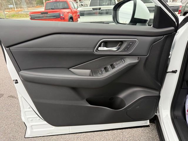 New 2026 Nissan Rogue Platinum w/ Platinum Premium Package image 9