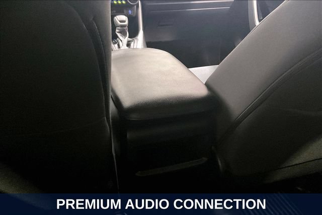 Used 2020 Toyota RAV4 LE AWD/4WD image 13
